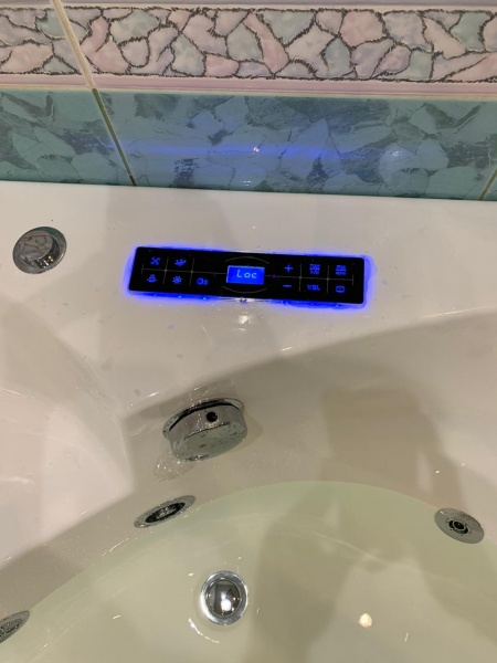 Гидромассажная ванна Frank F165 150x150